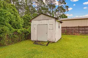 7930 Chesterfield Rd, Pensacola, FL 32506 - Photo 45