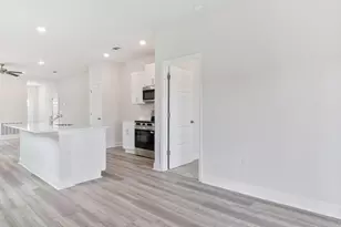 2139 Aqua St, Gulf Breeze, FL 32563 - Photo 11