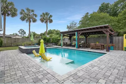 1709 E Fisher St, Pensacola, FL 32503 - Photo 1