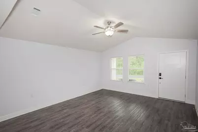 3304 Bonfire Dr, Milton, FL 32583 - Photo 5