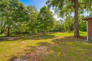 4940 Dawson Rd, Century, FL 32535 - Photo 23