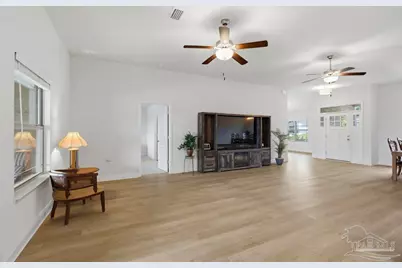 5648 Lafayette Ct, Milton, FL 32570 - Photo 15