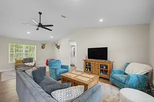 2549 Ten Mile Rd, Pace, FL 32571 - Photo 9