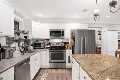 6548 Colonade Cir, Pensacola, FL 32506 - Photo 11