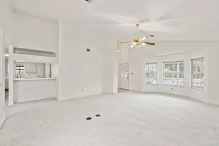 4202 Spanish Trail Pl, Pensacola, FL 32504 - Photo 7