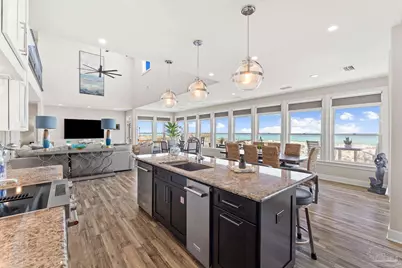 7439 Gulf Blvd, Navarre Beach, FL 32566 - Photo 3