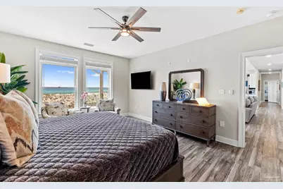 7439 Gulf Blvd, Navarre Beach, FL 32566 - Photo 15
