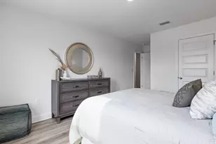 2123 Aqua St, Gulf Breeze, FL 32563 - Photo 17