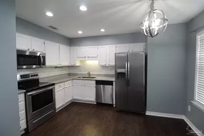 2709 Chicago Ct, Pensacola, FL 32526 - Photo 9