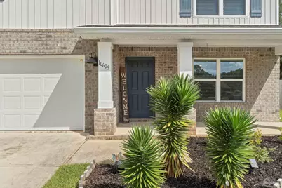 10609 Queens Gate Cir, Pensacola, FL 32506 - Photo 3