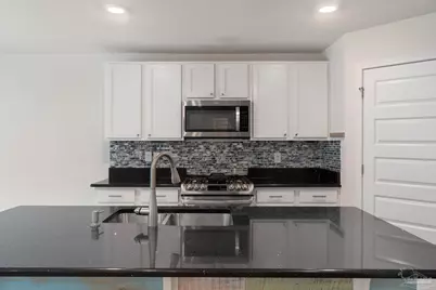 10609 Queens Gate Cir, Pensacola, FL 32506 - Photo 11