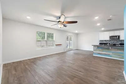 10609 Queens Gate Cir, Pensacola, FL 32506 - Photo 17