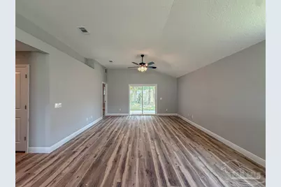 436 Hilburn Ln, Pensacola, FL 32504 - Photo 9