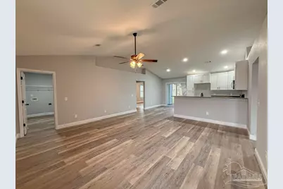 436 Hilburn Ln, Pensacola, FL 32504 - Photo 3
