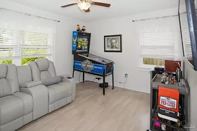 1660 E Cross St, Pensacola, FL 32503 - Photo 37