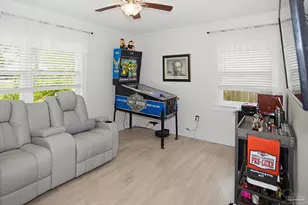 1660 E Cross St, Pensacola, FL 32503 - Photo 37