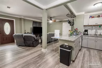 29 Mindoro Cir, Pensacola, FL 32507 - Photo 9