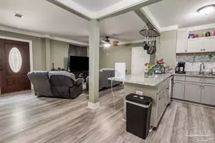 29 Mindoro Cir, Pensacola, FL 32507 - Photo 9