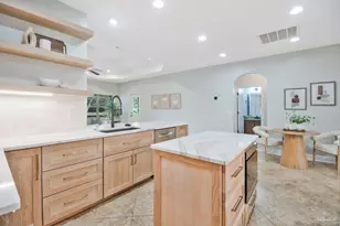 2106 Staff Dr, Cantonment, FL 32533 - Photo 9