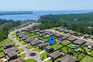 3557 Turquoise Dr, Navarre, FL 32566 - Photo 3