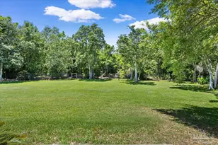 10035 Calle De Palencia, Navarre, FL 32566 - Photo 25