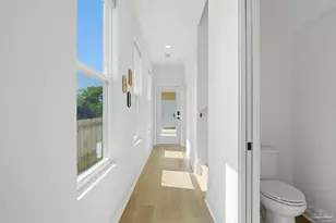 901 W Jackson St, Pensacola, FL 32501 - Photo 17