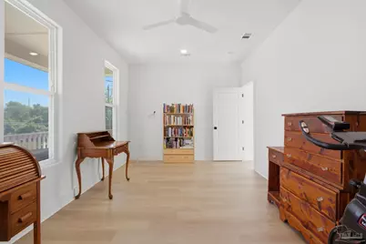 901 W Jackson St, Pensacola, FL 32501 - Photo 29