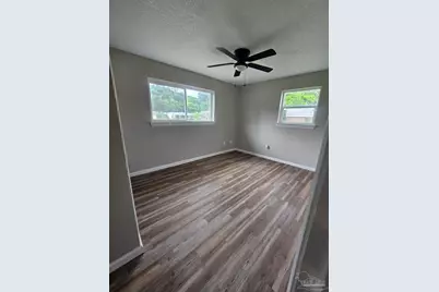 27 Feldor Dr, Pensacola, FL 32506 - Photo 13