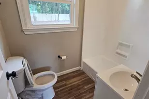 27 Feldor Dr, Pensacola, FL 32506 - Photo 11
