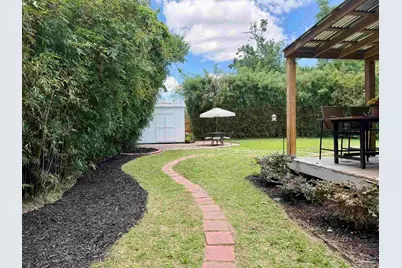 1012 E Strong St, Pensacola, FL 32501 - Photo 13