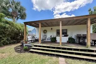 1012 E Strong St, Pensacola, FL 32501 - Photo 23