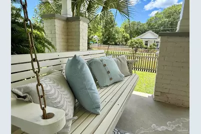 1012 E Strong St, Pensacola, FL 32501 - Photo 9