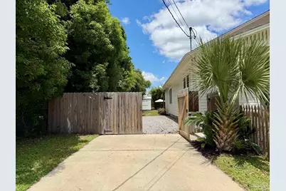 1012 E Strong St, Pensacola, FL 32501 - Photo 11