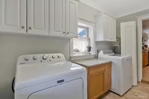 1012 E Strong St, Pensacola, FL 32501 - Photo 47