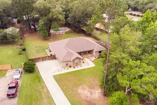 3177 Wallace Lake Rd, Pace, FL 32571 - Photo 1