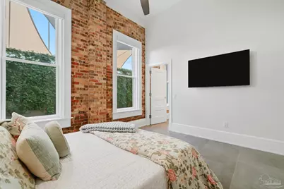 17 S Palafox Pl #207, Pensacola, FL 32502 - Photo 21