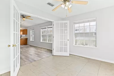 1066 Brownfield Rd, Pensacola, FL 32526 - Photo 9