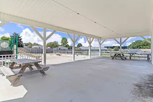 1066 Brownfield Rd, Pensacola, FL 32526 - Photo 17