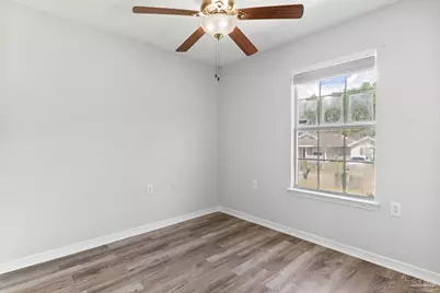 1066 Brownfield Rd, Pensacola, FL 32526 - Photo 13