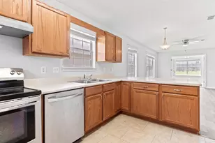 1066 Brownfield Rd, Pensacola, FL 32526 - Photo 3