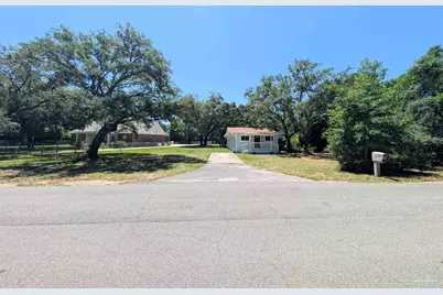4917 Hickory Shores Blvd, Gulf Breeze, FL 32563 - Photo 1
