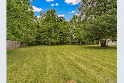 125 Madrid Rd, Cantonment, FL 32533 - Photo 15