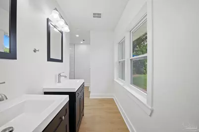 1826 Peyton Dr, Pensacola, FL 32503 - Photo 15
