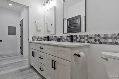 1132 N I St, Pensacola, FL 32501 - Photo 49