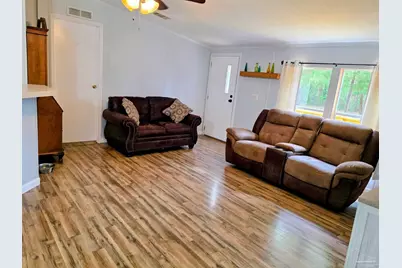 5015 Phoenix Dr, Milton, FL 32583 - Photo 11