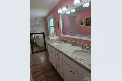 5015 Phoenix Dr, Milton, FL 32583 - Photo 17