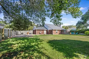 2832 Winners Cir Dr, Navarre, FL 32566 - Photo 23