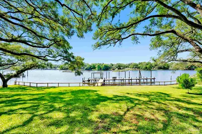 333 Edgewater Dr, Pensacola, FL 32507 - Photo 5
