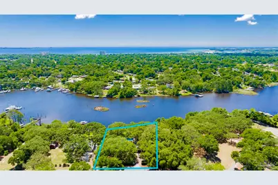 333 Edgewater Dr, Pensacola, FL 32507 - Photo 61