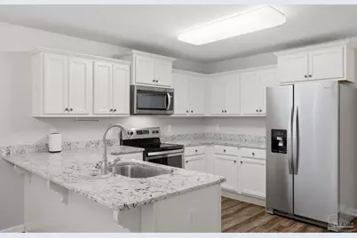 605 E Fisher St, Pensacola, FL 32503 - Photo 3